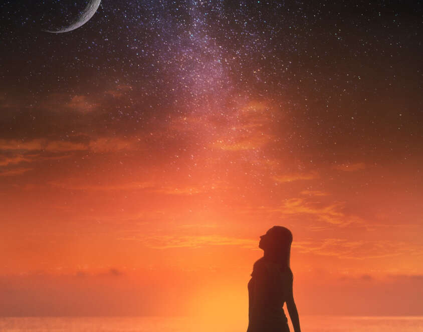 Lua em Conjunção com Mercúrio no Mapa Natal Astral