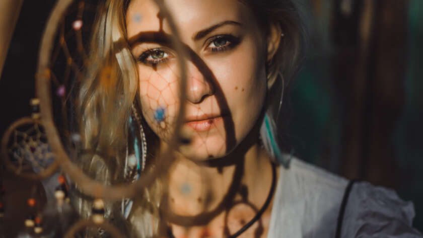 Lua progredida em sextil com Urano