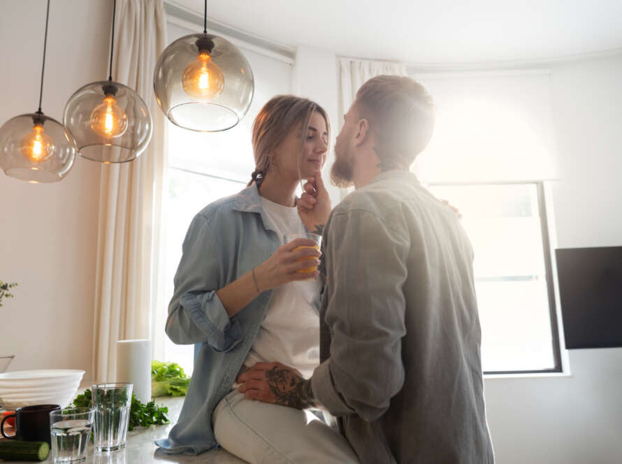 Mercúrio e Plutão na Sinastria